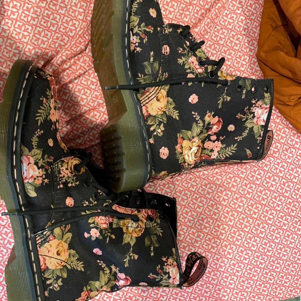 Dr.martens boots